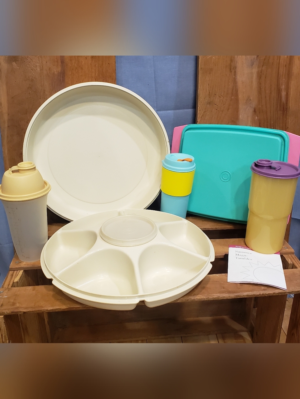 Tupperware - Picture 2 of 5
